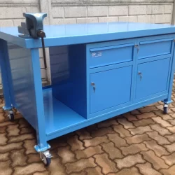 work-bench with drawers lockers vice and wheels